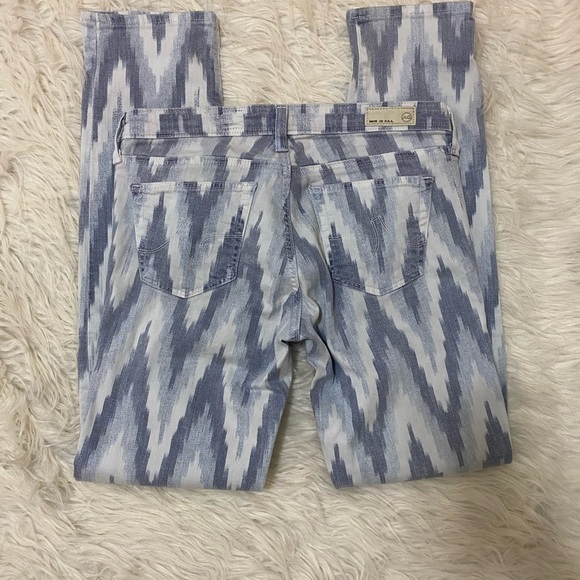 AG ~ Women’s The Stilt Cigarette Leg Denim Jeans IKAT pattern (Chevron) Size 28R - Picture 13 of 13